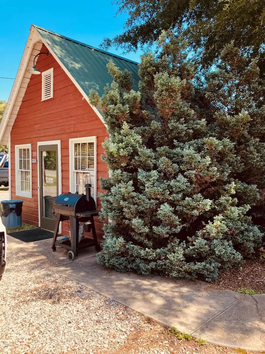 The Bass cabin at Indian Heritage RV Park